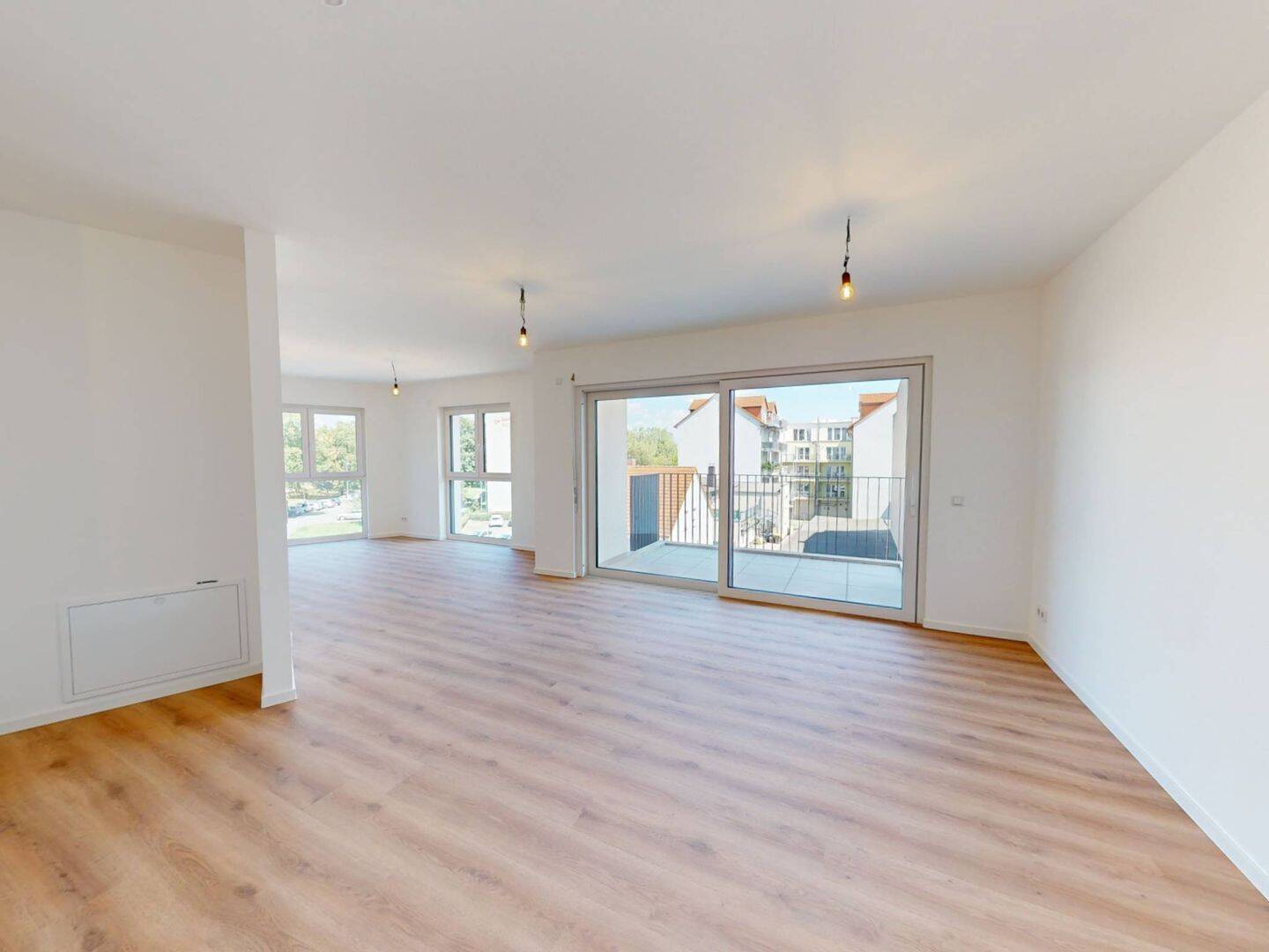 TOP-ANGEBOT: 3-Zimmer-Traumwohnung mit BALKON und moderner EINBAUKÜCHE im BERGQUARTIER Magdeburg! – Magdeburg – Vorschaubild 3