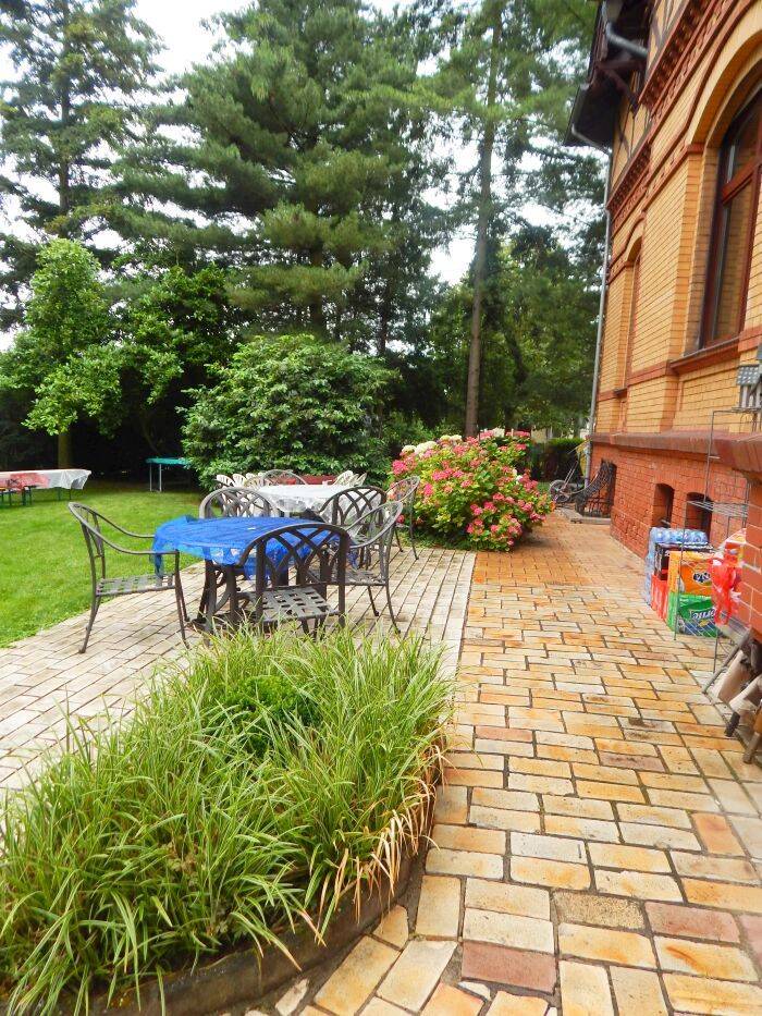 Villenetage mit Privatpark seitlich Biebricher Allee – Wiesbaden – Vorschaubild 5