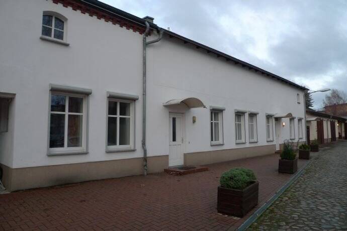 Ruhig gelegene 1 Zimmer-Whg. mit separater Küche - Nähe Spreewaldbahnhof