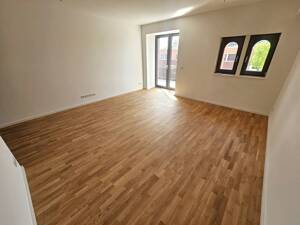 Wohnen im Denkmal - 2 Zimmer, Balkon, Parkett, Bad mit Dusche, HWR, Stellplatz, optional mit EBK – 39124 Magdeburg – Vorschaubild 2