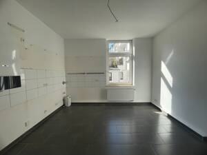 Altbaucharme trifft moderne Ausstattung! Großzügige 3-Zimmer-Wohnung ab sofort frei – 40215 Düsseldorf – Vorschaubild 7