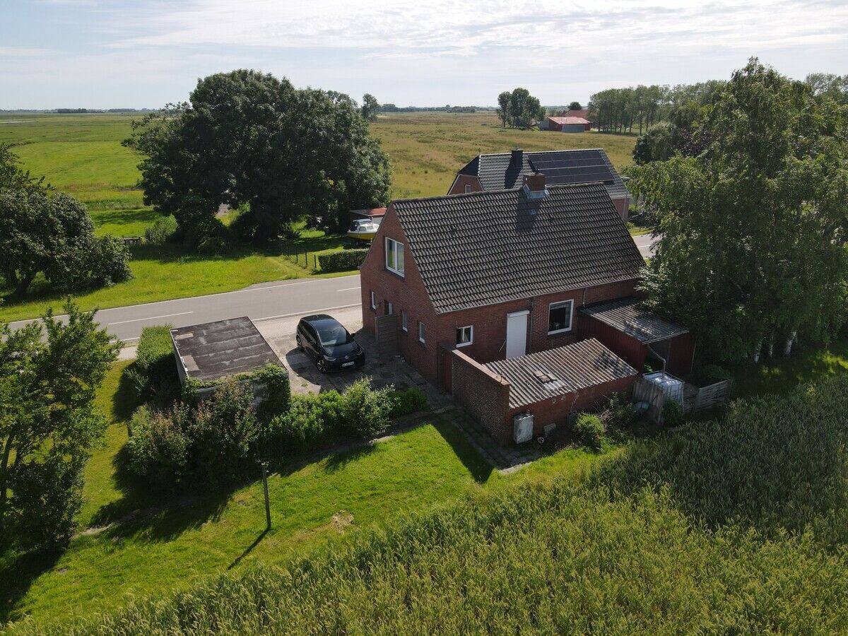 Großzügiges Grundstück mit Einfamilienhaus und Blick ins Grüne - Provisionsfrei!