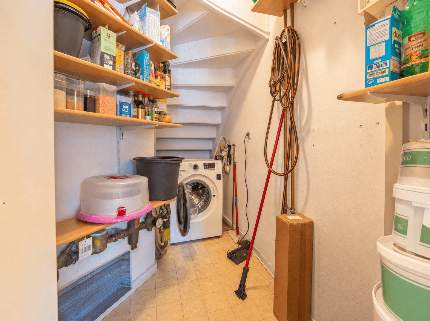 Reihenmittelhaus in Bremen-Arsten | Galerie, Garten, Carport & überdachte Terrasse – Bremen – Vorschaubild 8