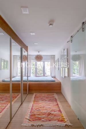Exklusives Loft mit großem Salon, Balkon und Blick aufs Grüne nahe dem Arkonaplatz – 10119 Berlin – Vorschaubild 5