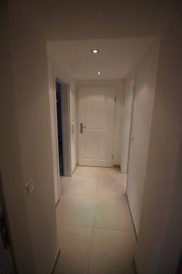 Ruhige 2 Zimmer Dachgeschosswohnung in Nürnberg Altenfurt – Nürnberg – Vorschaubild 5