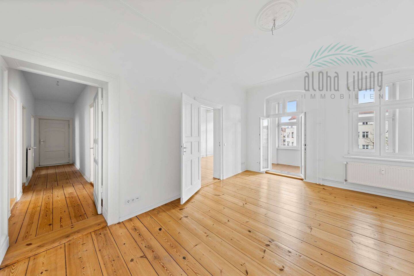 11 Minuten zum Alex - Stilvoller Altbauklassiker mit Indoor-Loggia in Prenzlauer Berg – Berlin – Vorschaubild 2