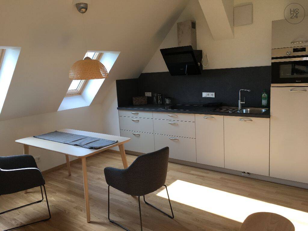 Möblierte, moderne 2 Zimmerwohnung in Ulm-Safranberg – Ulm – Vorschaubild 2