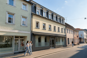 Vermietete 3-Zi-Wohnung im Zentrum Erlangens - attraktive Kapitalanlage mit stabilen Mieteinnahmen