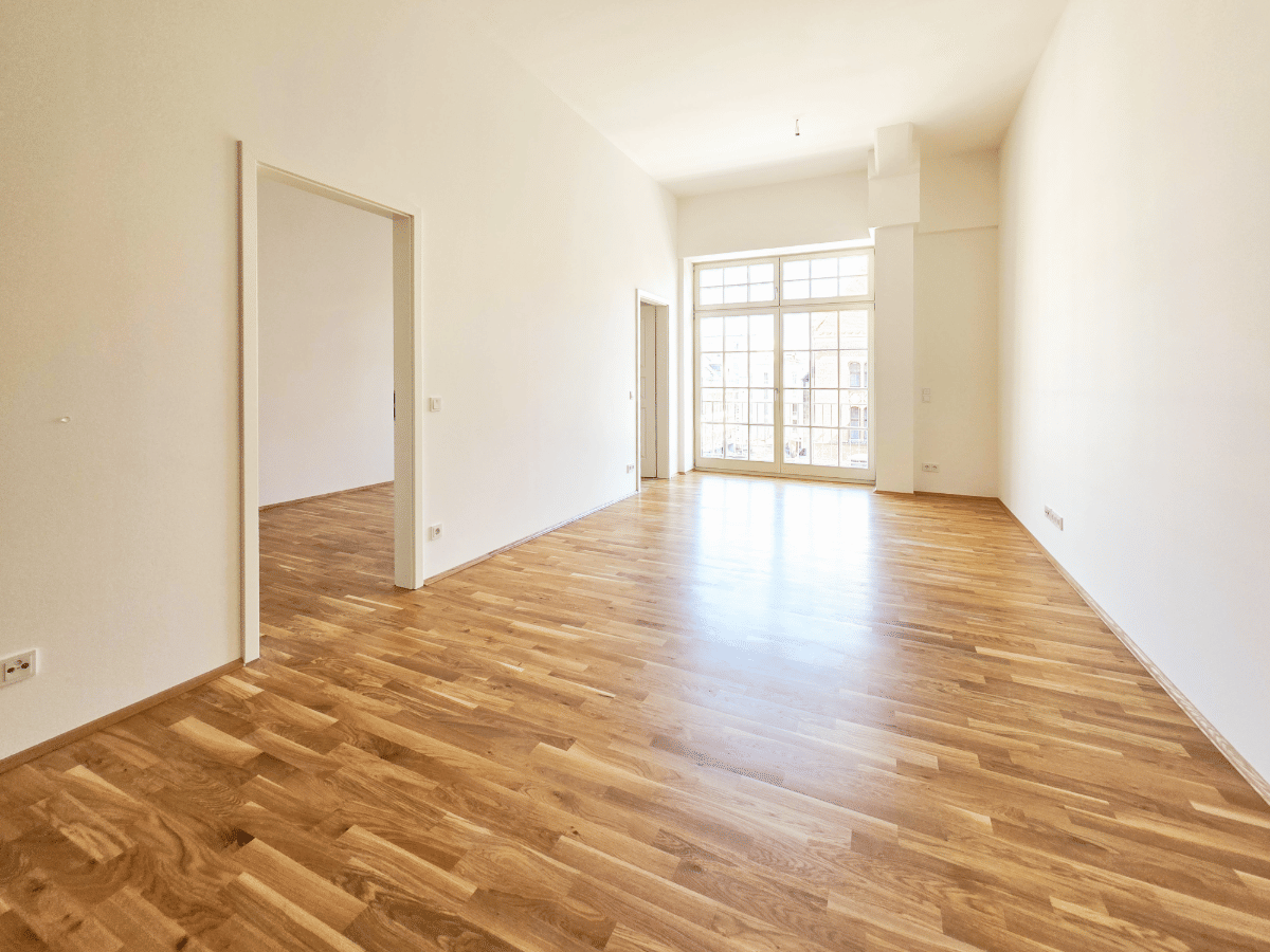 Loft mit Lift - charmante 2 Zimmer Wohnung mit Einbauküche! – Chemnitz – Vorschaubild 4