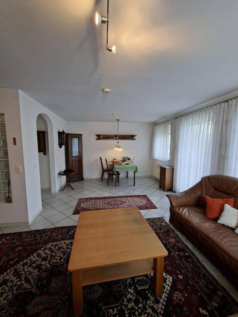 Helle 3-Zimmer Eigentumswohnung mit zwei Balkonen in ruhiger Lage von Karlsruhe-Neureut – Karlsruhe – Vorschaubild 4