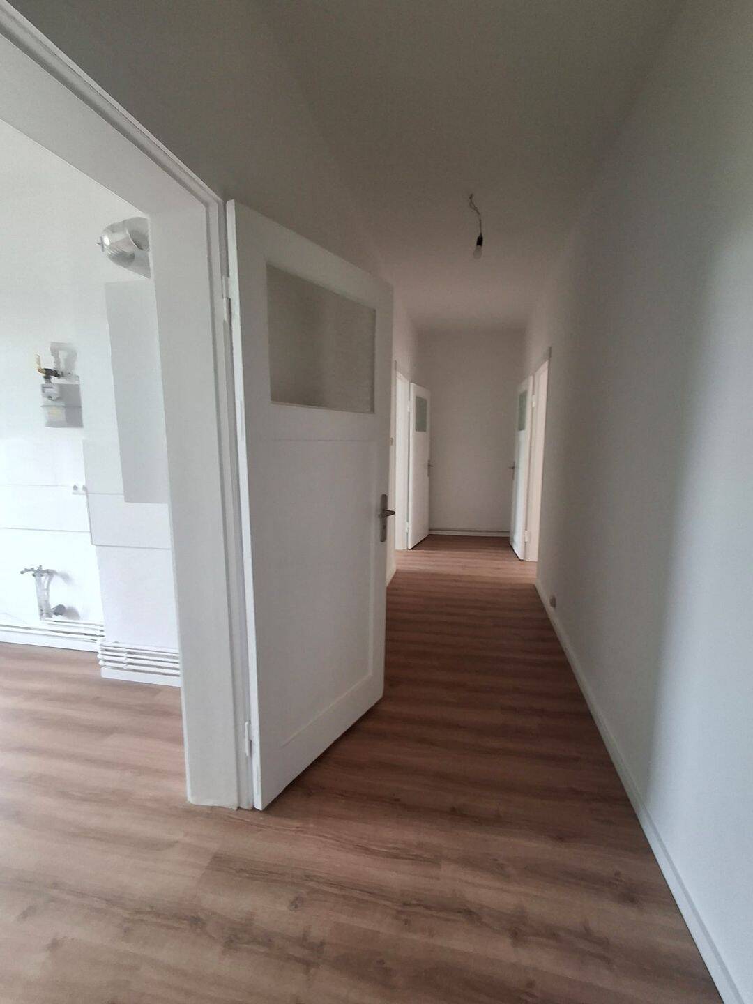 Frisch renoviert... 2 ZKDB in der Wittekindstr.10 in Geestemünde zu vermieten mit Balkon – Bremerhaven – Vorschaubild 8