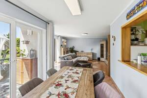 Provisionsfrei - Familienfreundliches Haus in gutem Zustand mit sonnigem Garten und Pool – 4178 Leipzig – Vorschaubild 6