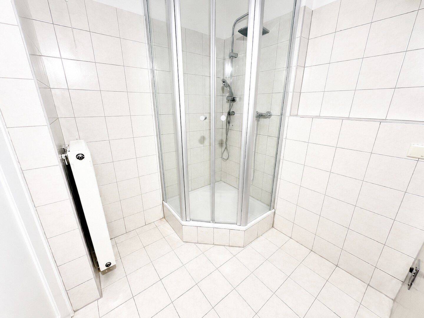 3 Zimmer Wohnung mit neuer Einbauküche / WG geeignet – Nürnberg – Vorschaubild 6