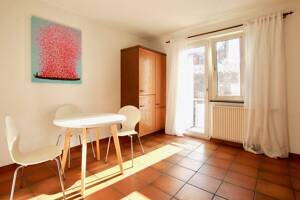 Gemütlich möblierte Wohnung mit Balkon am Zülpicher Platz – 50676 Köln – Vorschaubild 2