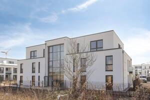 2-Zimmer Neubauwohnung mit Gartenanteil!