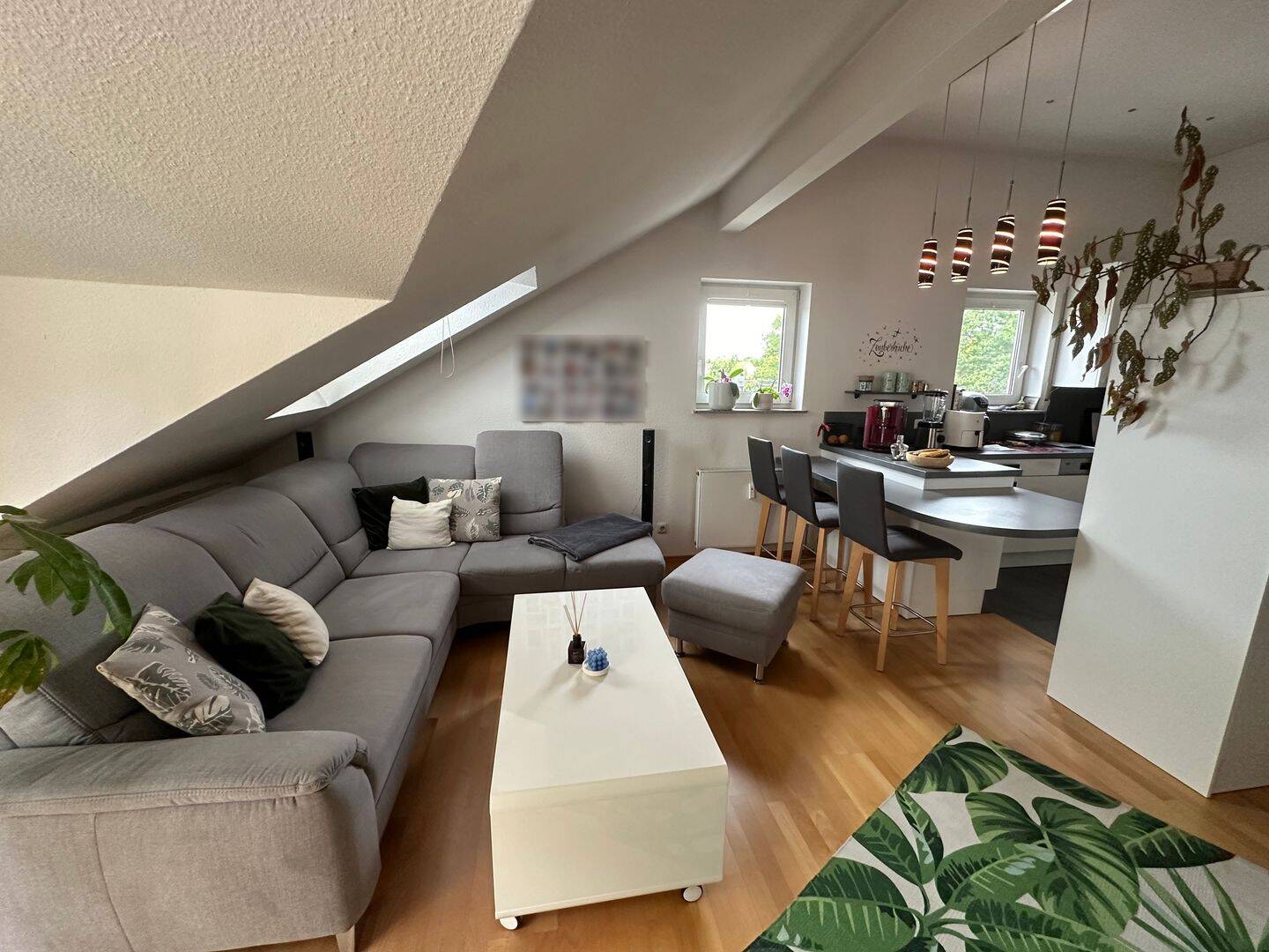 Möbilierte Dachgeschosswohnung in zentraler Lage zu vermieten – Mainz – Vorschaubild 4