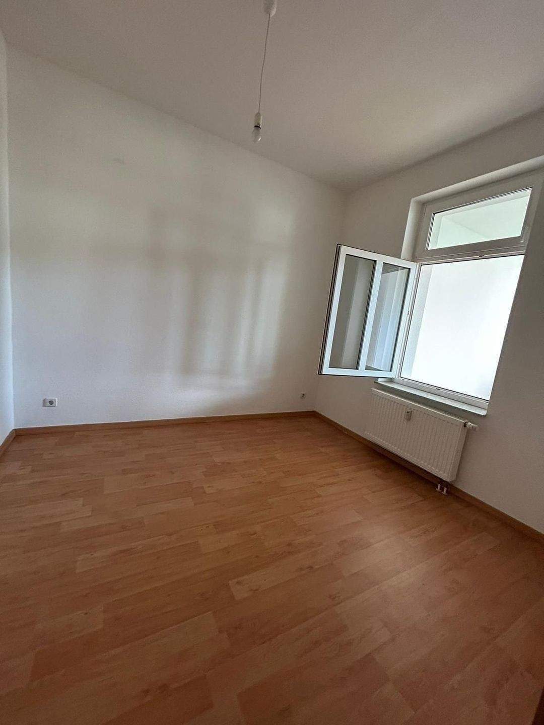 Ihr Wohlfühl-Ort! Attraktive Drei-Zimmer-Wohnung – Chemnitz – Vorschaubild 5