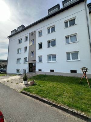 Moderne 3 Zi Wohnung in DG 4Stock ohne Aufzug 70qm Terasse Klima Kernsaniert im Fürth Sack 1250€ Warm