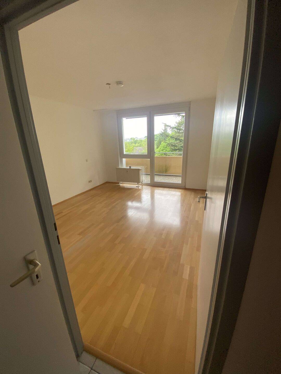 Bezugsfreie 2 Zimmer Wohnung - Schnell in Köln - mit Weitblick - Barrierefrei – Bergisch Gladbach – Vorschaubild 3