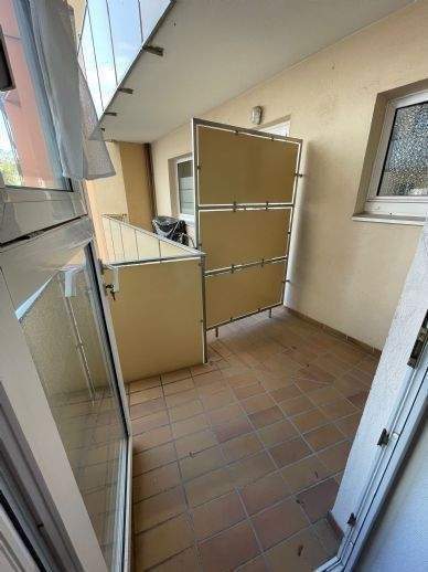Gemütliche, Helle 2 Zimmer Wohnung mit EKB und Balkon – Nürnberg – Vorschaubild 7