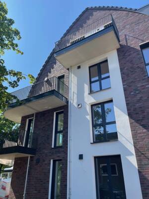 *** NEU - 2 und 3 und 4 ZIMMER-NEUBAU-WOHNUNG MIT GROSSEM BALKON, AUFZUG UND TIEFGARAGE ZU VERMIETEN ***