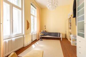Ein Garten nur für Sie - Stilvolle Altbauwohnung im Stadtparkviertel – 23568 Lübeck – Vorschaubild 9