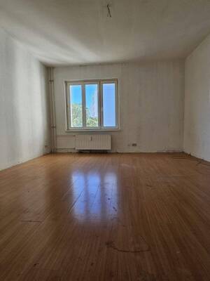 Terrassenartiger Balkon / Ruhige Radstraßenlage, verschiedene 3-Zi.-Altbauwohnung mit Südbalkon – 10243 Berlin – Vorschaubild 4