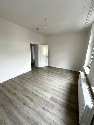 Sommer Special " 1.000,00 € Gutschein bei Anmietung " Renovierte 3 Zimmer Wohnung zu vermieten – 47137 Duisburg – Vorschaubild 3