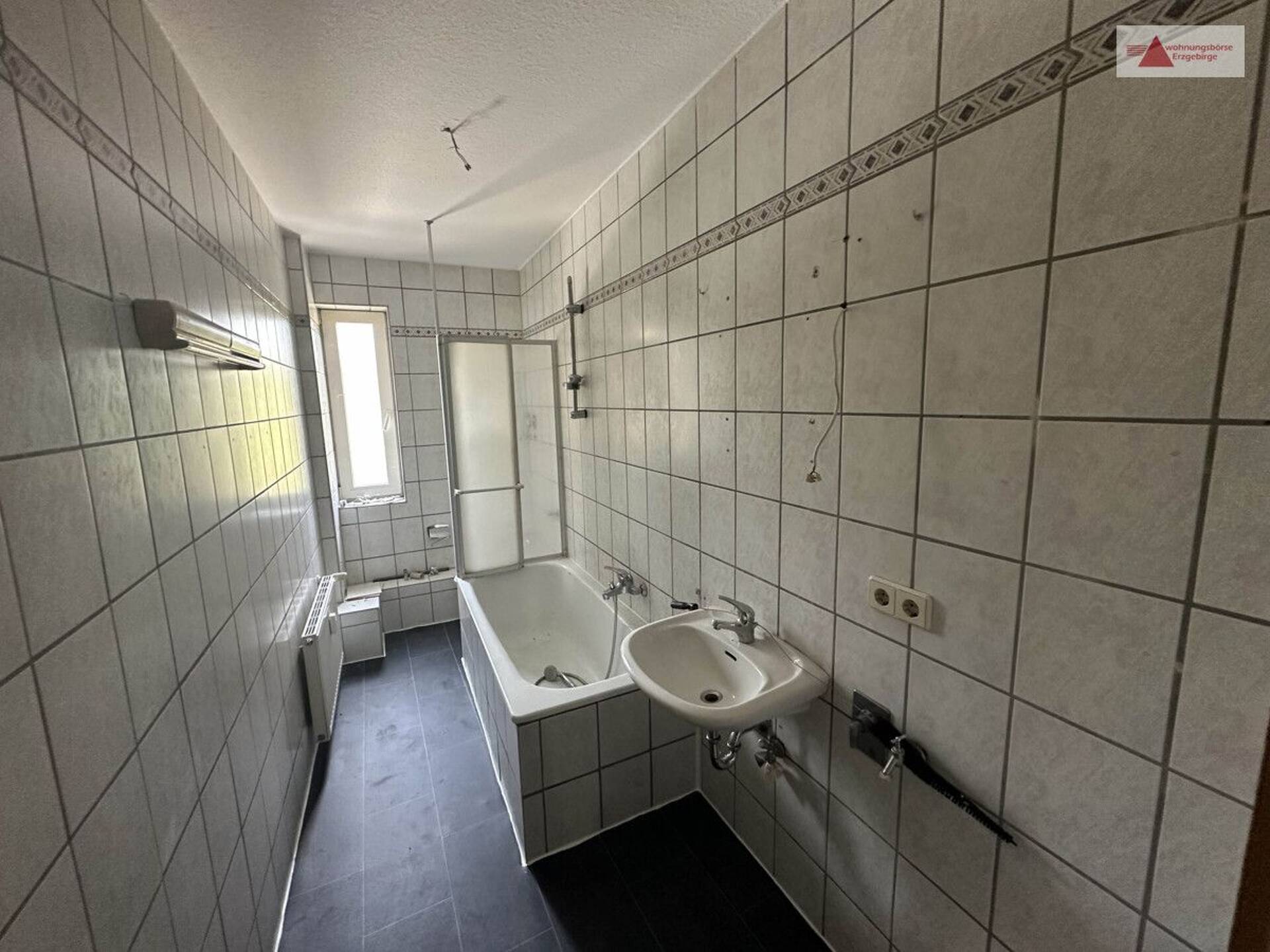 Mehrfamilienhaus in 08132 Mülsen / Mülsen Sankt Jacob mit 374,3 m² kaufen