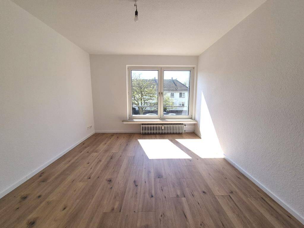 Wohnung ist frisch & fertig. Sie fehlen noch./Freshly renovated and ready for you to move in. – Duisburg – Vorschaubild 9