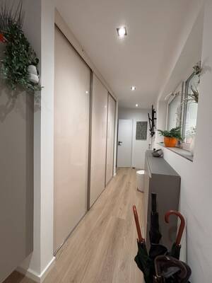 Exklusive Dachgeschosswohnung mit traumhaften Terrassen und Penthouse-Feeling! – 81825 München – Vorschaubild 6