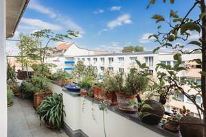 Charmante Altbauwohnung mit Balkon und Aufzug im Herzen von Wilmersdorf – 10707 Berlin – Vorschaubild 5