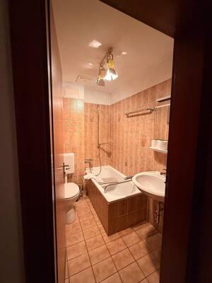 Gepflegte Wohnung mit Terrasse im Herzen von Würzburg – 97070 Würzburg – Vorschaubild 5