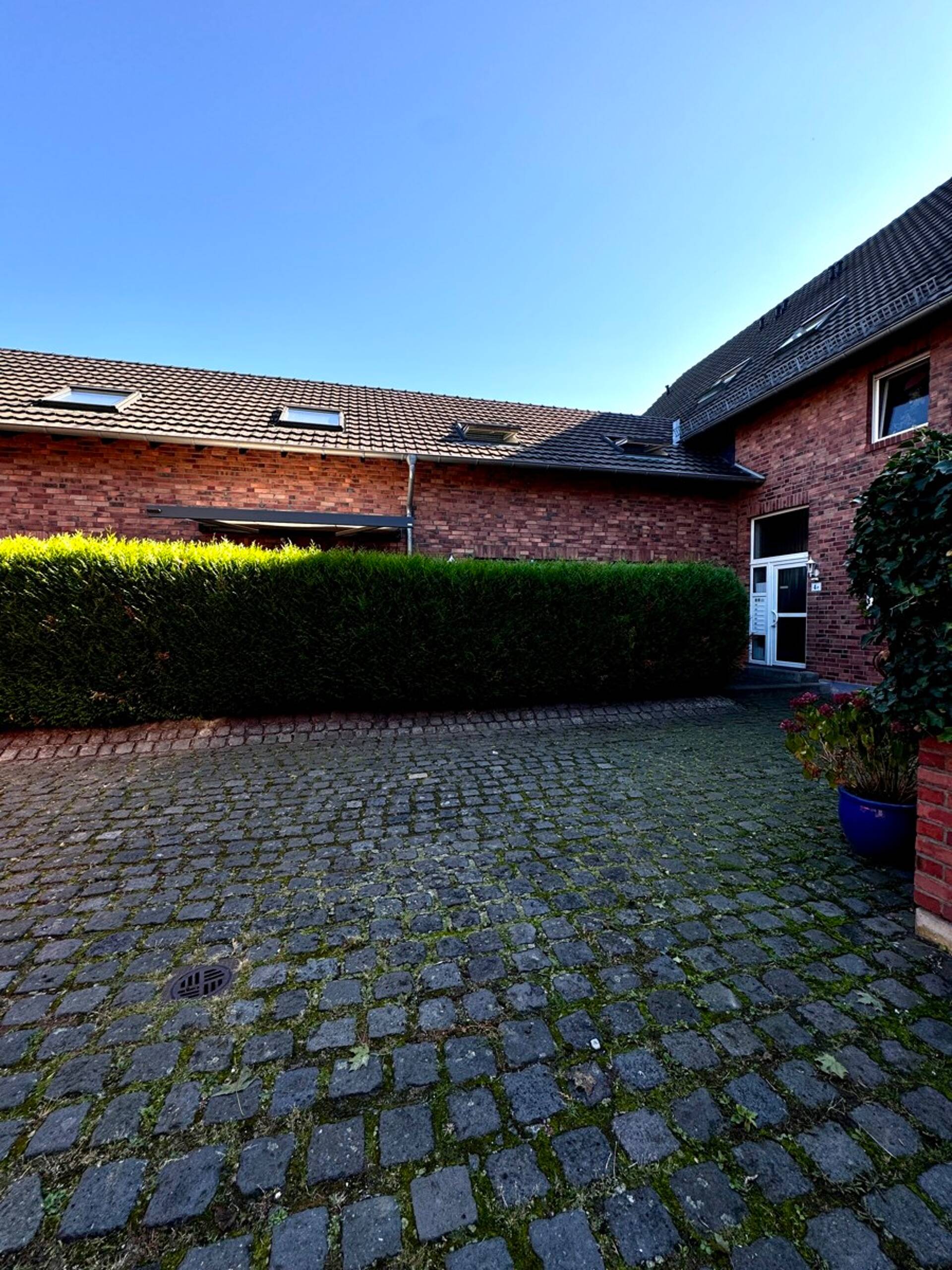 Reihenmittelhaus in 50859 Köln mit 88 m² kaufen