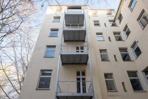 Erstattung der Erwerbsnebenkosten: Vermietete 2-Zimmerwohnung mit Balkon in Schöneberg – 10781 Berlin – Vorschaubild 2