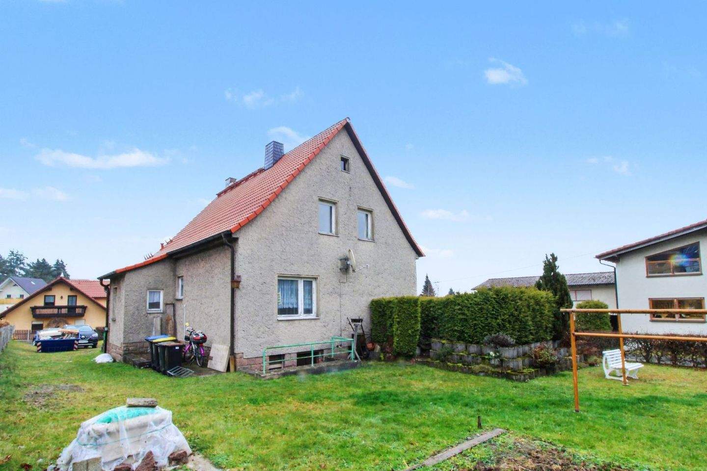 Modernisierungsbedürftiges Einfamilienhaus mit großem Grundstück in Chemnitz Grüna – Chemnitz – Vorschaubild 3
