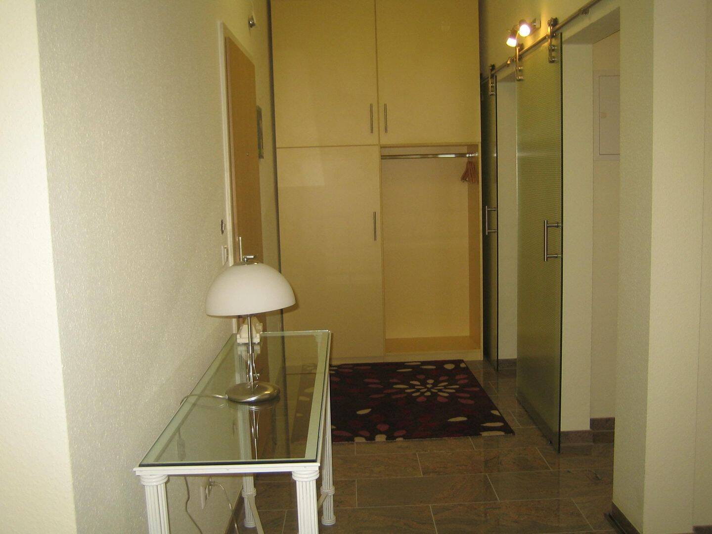 ZENTRAL UND EXKLUSIV - 2-Zimmer-Wohnung in S-Mitte/Süd, Waschmaschine - 2147 – Stuttgart – Vorschaubild 5