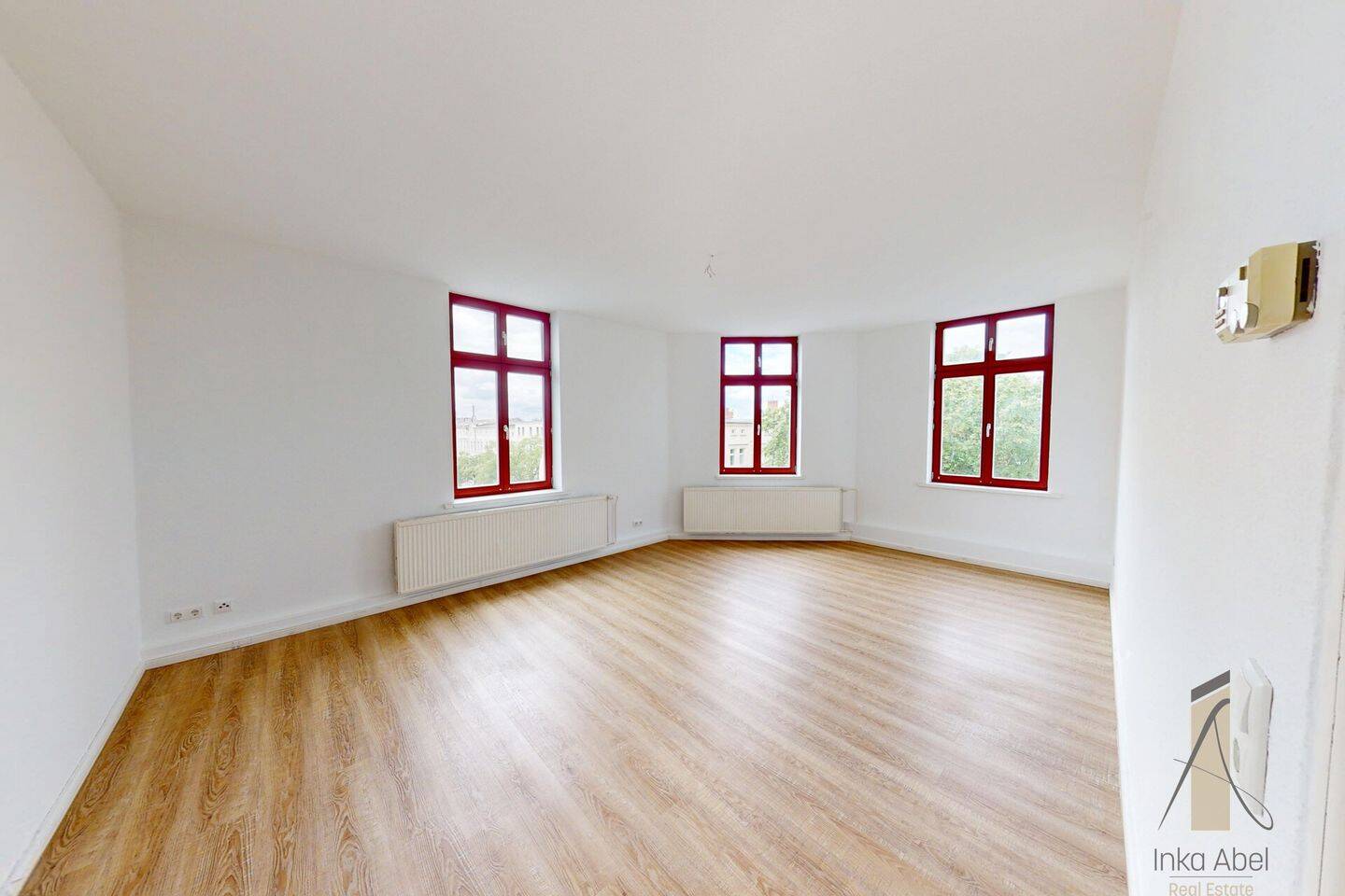Stilvolle 3,5-Zimmer-Wohnung im gepflegten Altbau! – Magdeburg – Vorschaubild 2