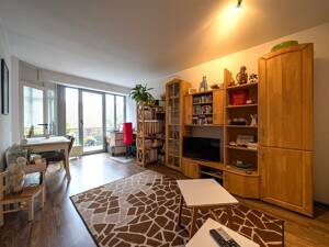 Solide vermietete 2-Zimmer-Wohnung im Architektenhaus in Osternburg – 26135 Oldenburg – Vorschaubild 2