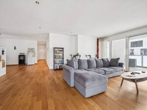 Großzügige und helle 4-Zimmer-Wohnung in der Rosenpark-Residenz in Vaihingen – 70563 Stuttgart – Vorschaubild 3
