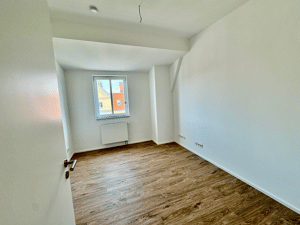 2-ZIMMER-NEUBAU-DACHGESCHOSS MIT TERRASSE - EINBAUKÜCHE INCL. GESCHIRRSPÜLER - SOFORTBEZUG! – 12439 Berlin – Vorschaubild 4