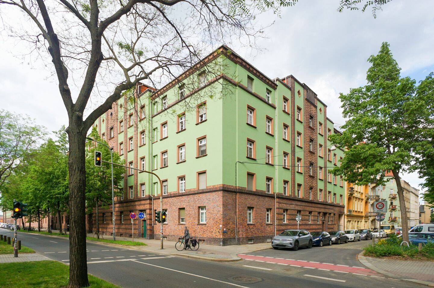 Neustadt-Wohnung mit Loggia zum grünen Hinterhof – Dresden – Vorschaubild 2