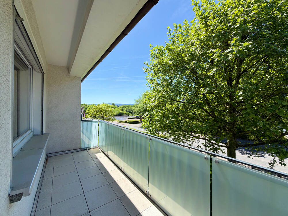 Gut geschnittene 3-Zimmer-Wohnung mit schönem Balkon – Bielefeld – Vorschaubild 4
