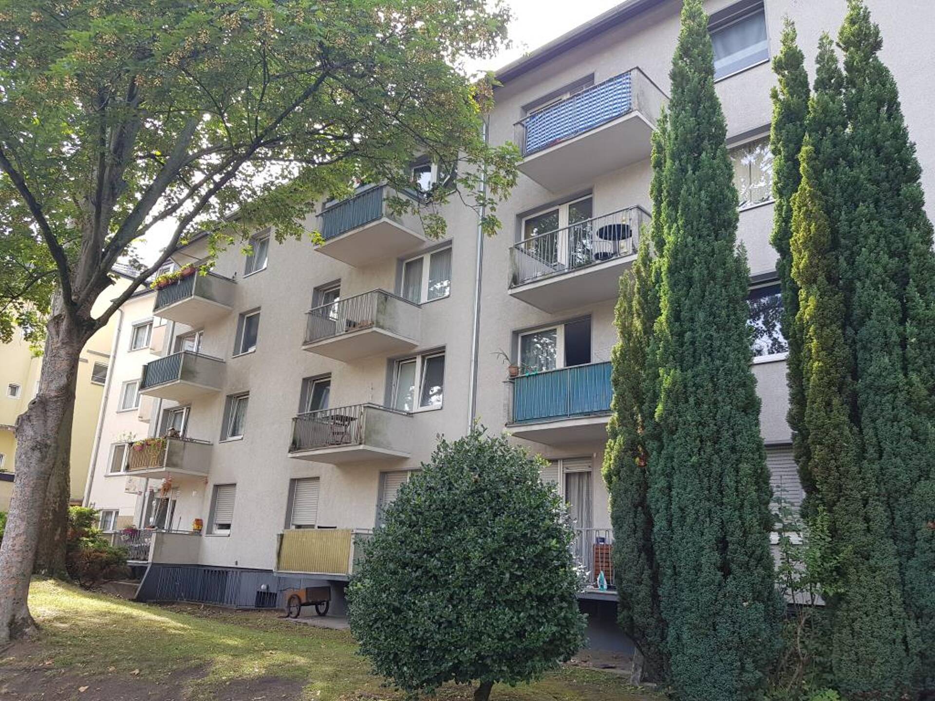 Erdgeschosswohnung in 50733 Köln mit 70,41 m² kaufen