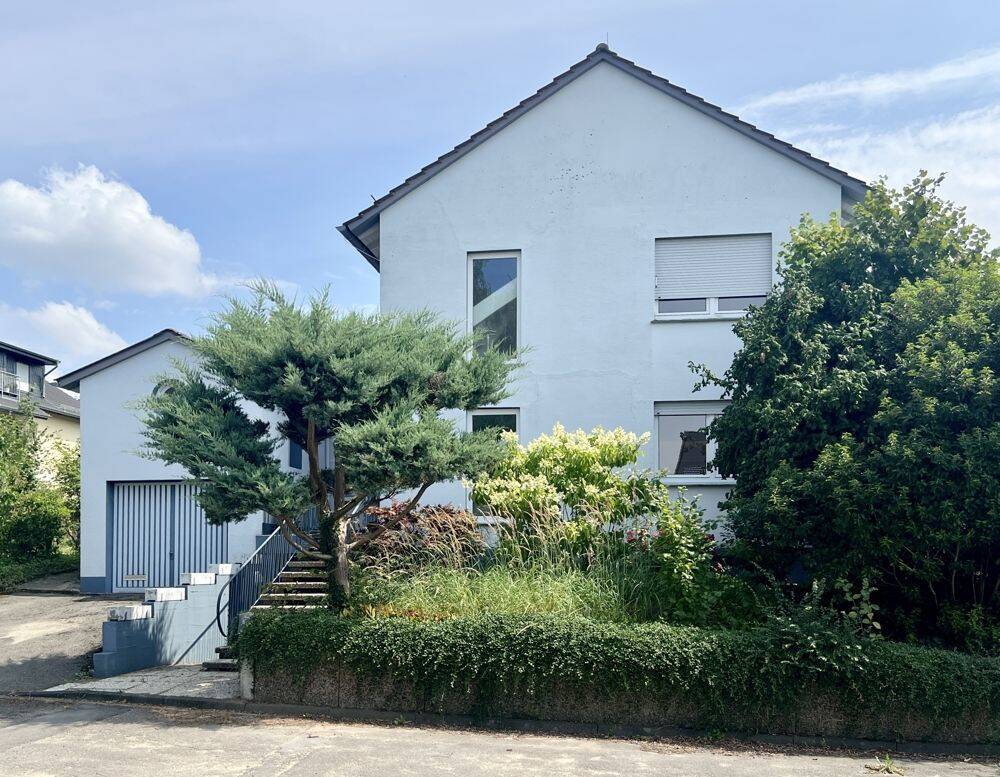 Eigentumswohnung mit Garage und großem Garten – Detmold – Vorschaubild 2