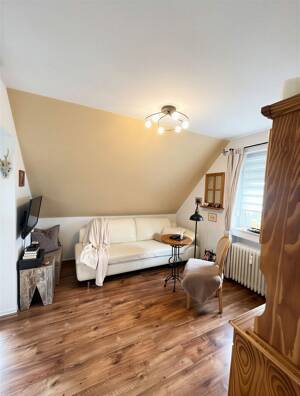 Charmante Dachgeschosswohnung mit großer Dachterrasse in ruhiger Lage in Eberstadt – 64297 Darmstadt – Vorschaubild 4