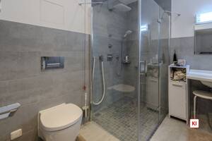 Investment direkt am Englischen Garten! Vermietete 2-Zimmer-ETW mit TG-Stellplatz und Serviceangebot – 80805 München – Vorschaubild 5