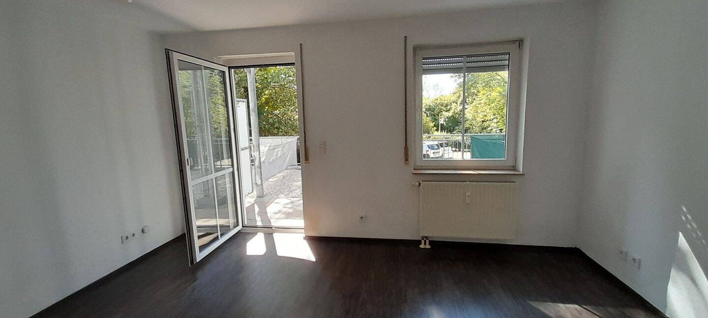 1-Raum Terrassenwohnung mit Tiefgaragenstellplatz – Jena – Vorschaubild 4