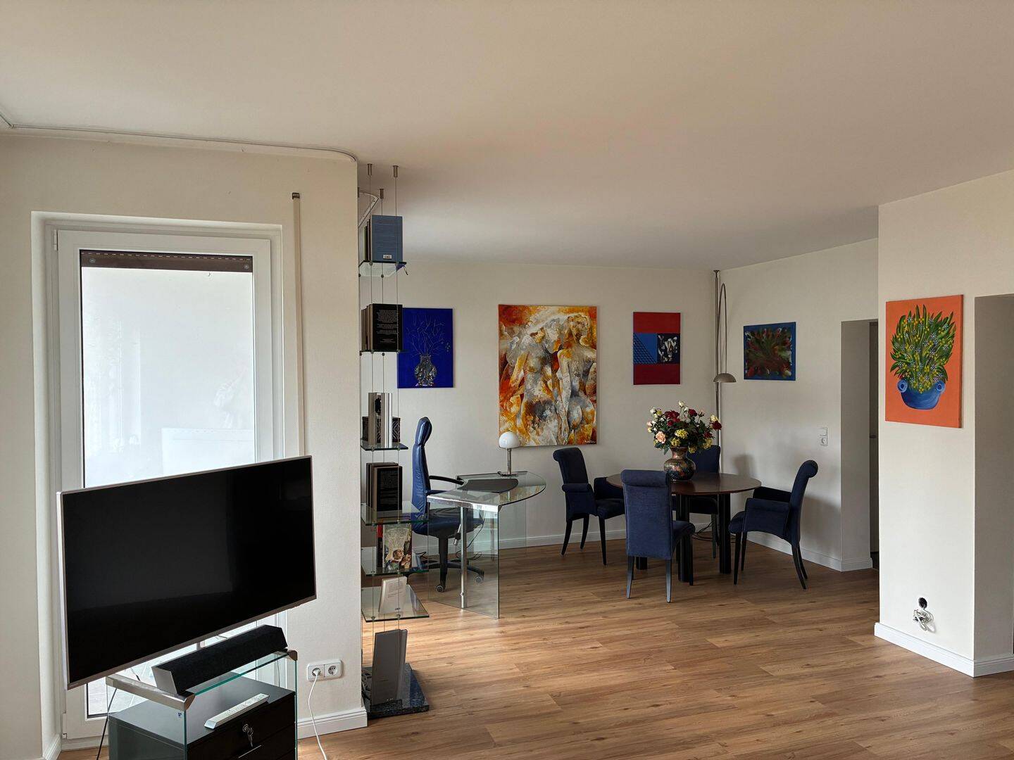 Hochwertig möblierte 2-Zimmer-Wohnung in Wiesbaden-Nordost – Wiesbaden – Vorschaubild 3