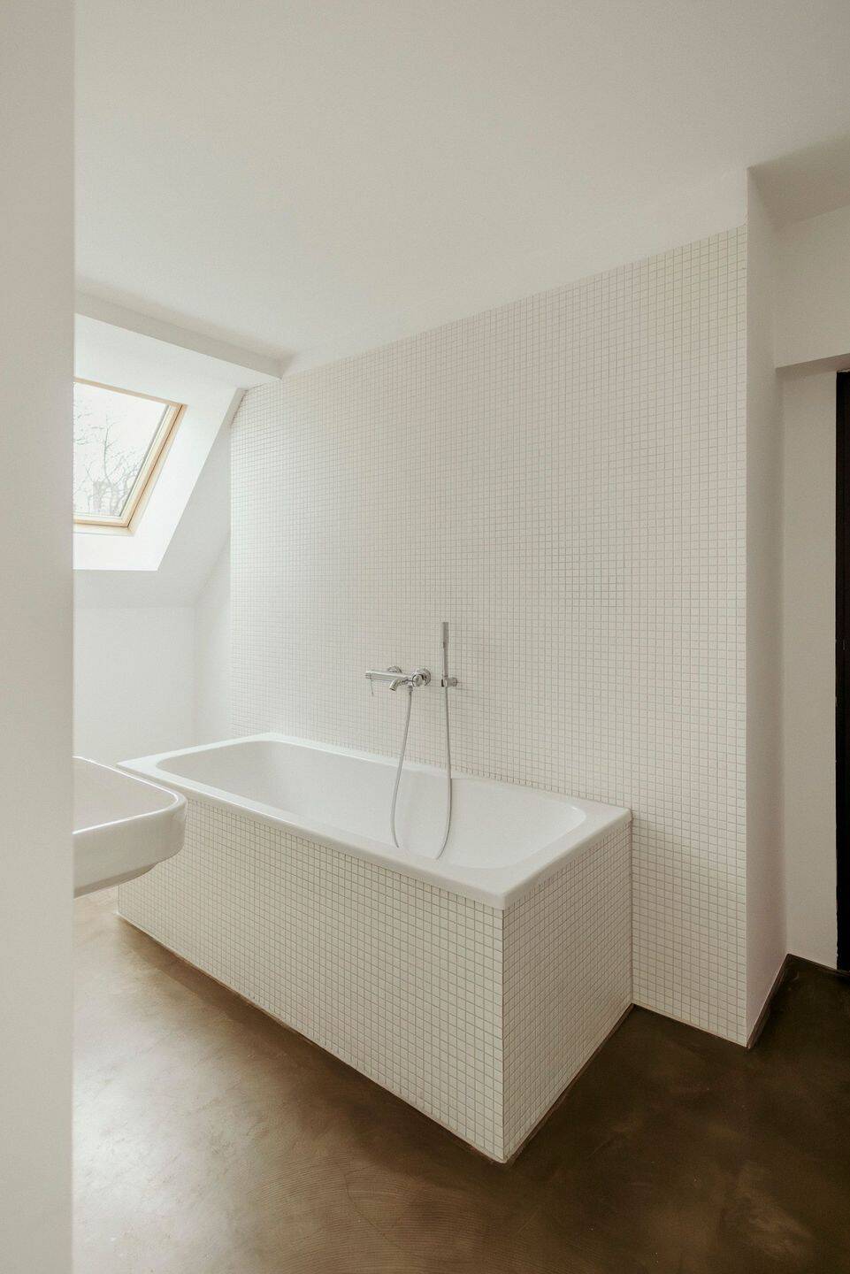Lichtdurchflutetes Loftrefugium im denkmalgeschützten Altbau mit zwei Terrassen – Berlin – Vorschaubild 9